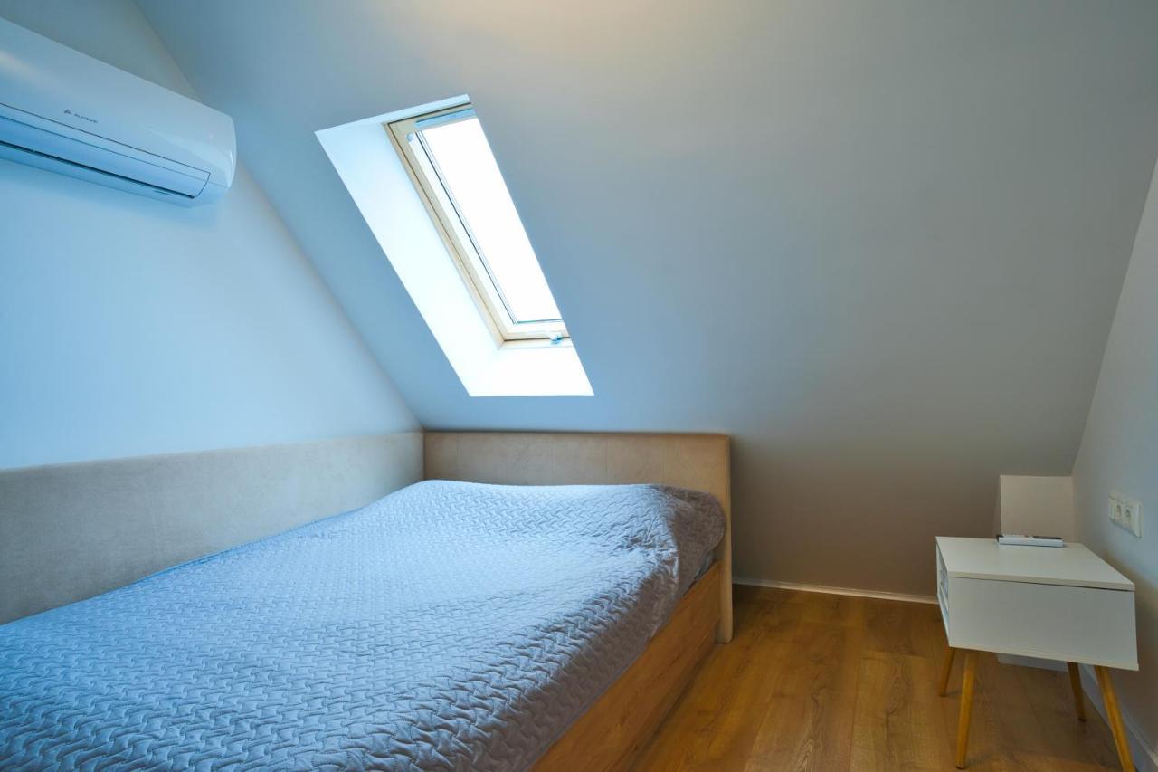 Cosy Studio In The City Center With Air Conditioneer! Klaipėda Exteriör bild