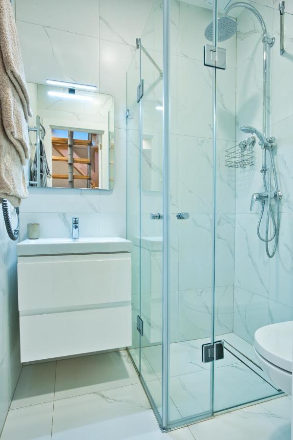 Cosy Studio In The City Center With Air Conditioneer! Klaipėda Exteriör bild
